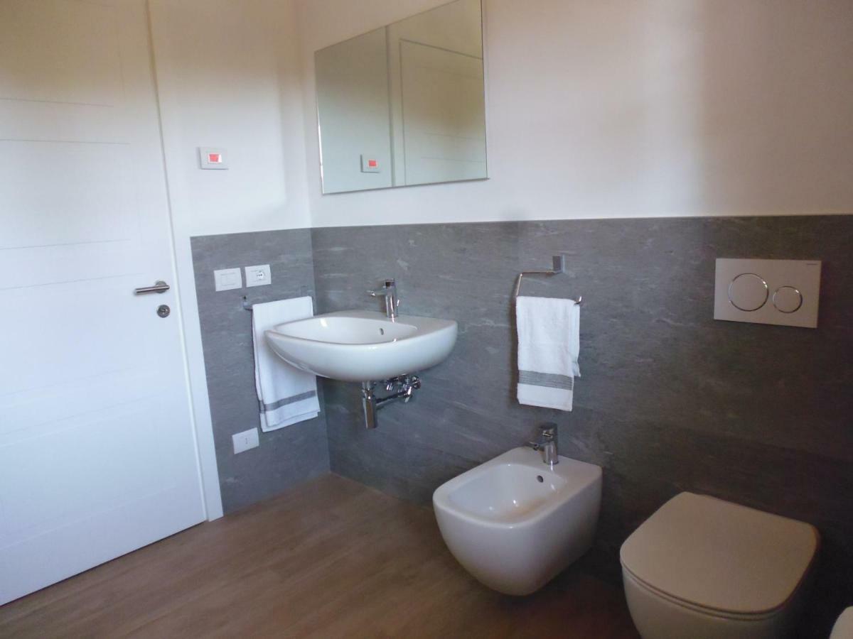 Appartamento Casa Il Cedro Verbania Esterno foto